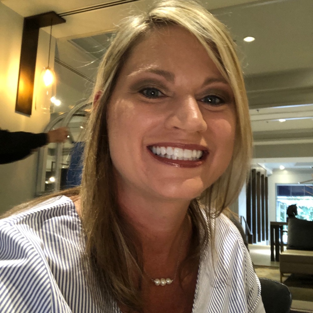 Meet your Posher, Stephanie